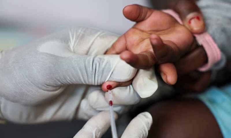 Dezmințire oficială: Alocațiile de hrană pentru copiii cu handicap HIV/SIDA nu se taie!