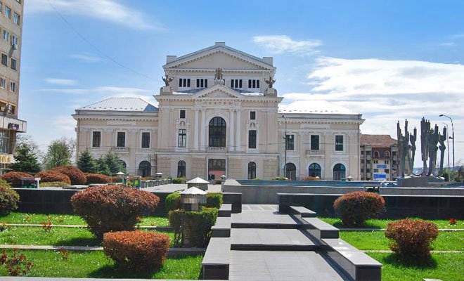 „La mulți ani, femeie dragă!” – spectacol folcloric de 8 Martie, la Drobeta-Turnu Severin.